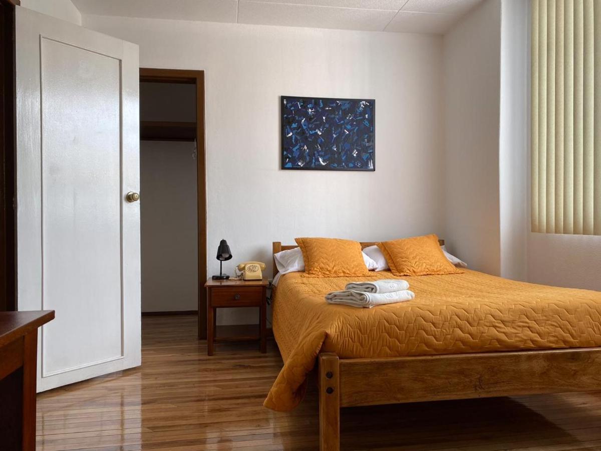 Hotel 9 De Octubre Quito Ngoại thất bức ảnh