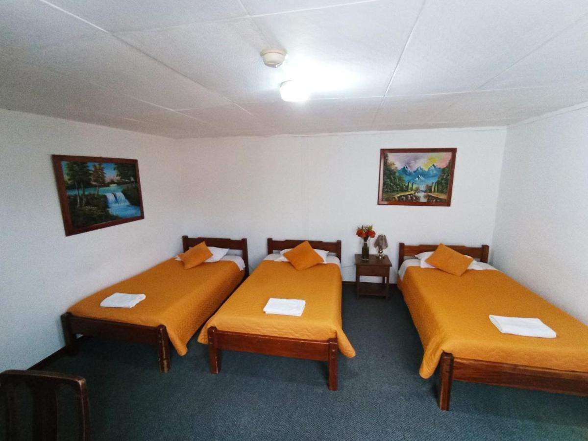 Hotel 9 De Octubre Quito Ngoại thất bức ảnh