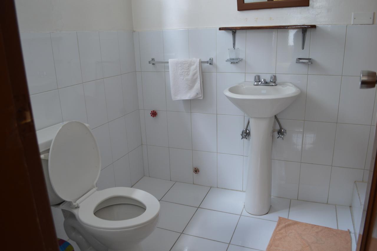Hotel 9 De Octubre Quito Ngoại thất bức ảnh